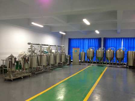 Laboratory brewing equipment